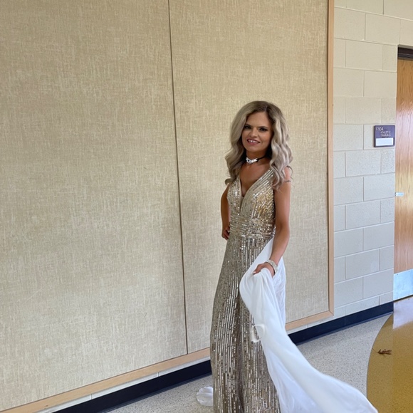 Pageant dress - Picture 3 of 6